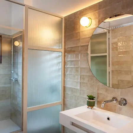 Coeo Fresca Design Apartment *